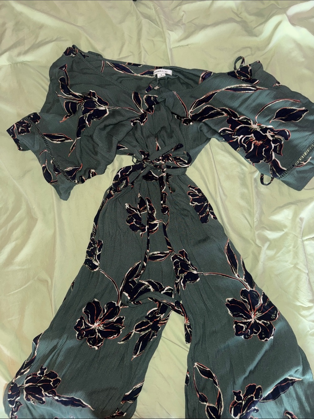 ONEIL Green Floral V-Neck Women’s JUMPSUIT
